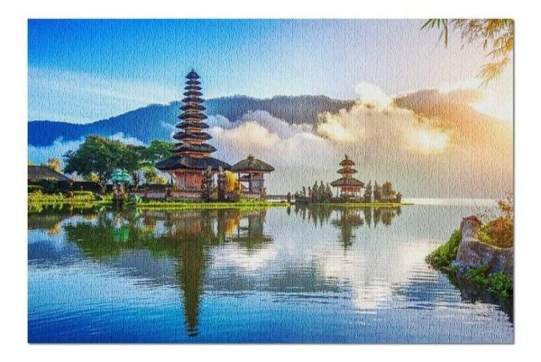 Ulun Danu Beratan Temple?At Sunset Jigsaw Puzzle Set